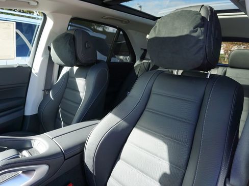 New 2026 Mercedes-Benz GLE 580 4MATIC image 11