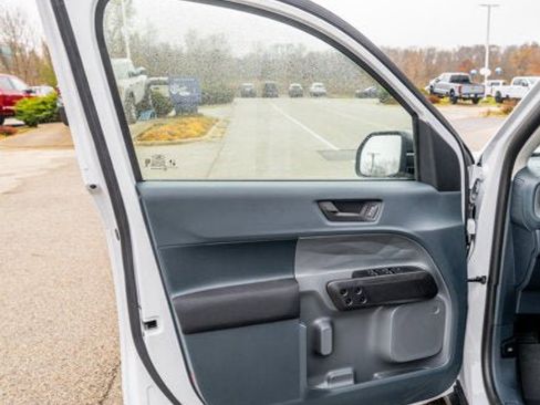 New 2025 Ford Maverick XL w/ Equipment Group 101A image 27