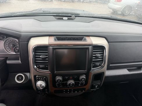 Used 2013 RAM 1500 Laramie w/ Convenience Group image 37