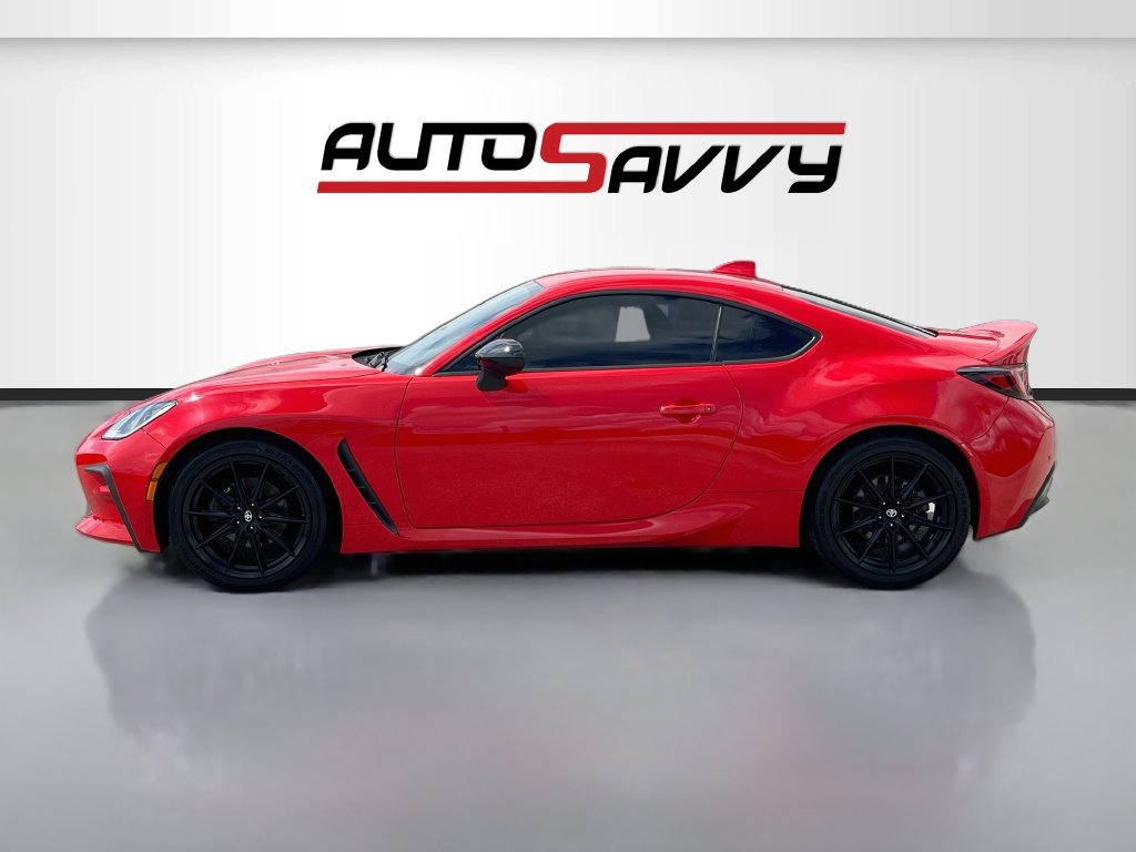 Used 2022 Toyota GR86 Premium w/ ALL Weather Mat Package (TMS) RWD image 4