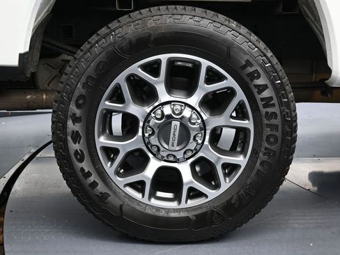 Used 2021 Ford F250 Lariat w/ Lariat Value Package image 11