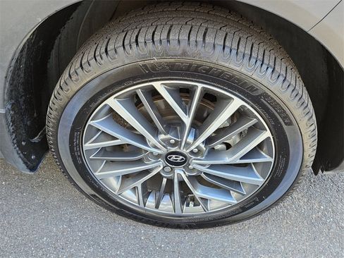 Used 2019 Hyundai Tucson Ultimate w/ Cargo Package image 15