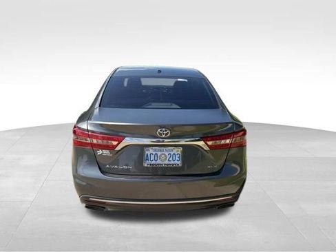 Used 2016 Toyota Avalon XLE FWD image 4