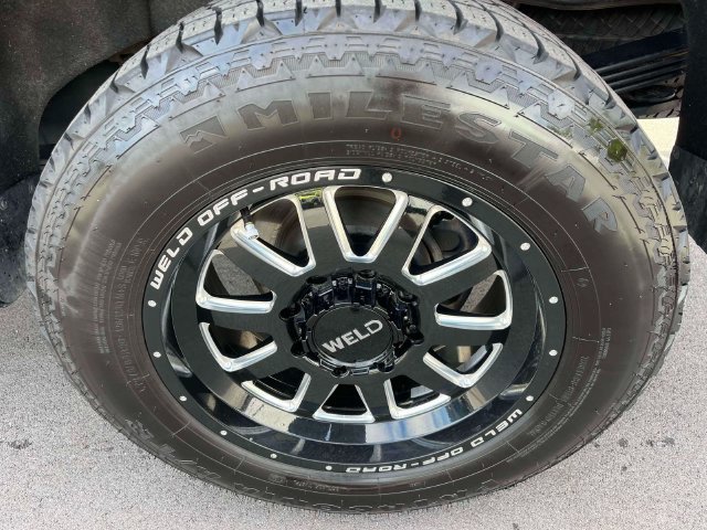 Used 2020 Chevrolet Silverado 2500 LTZ w/ LTZ Premium Package AWD/4WD image 11