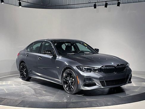 Used 2022 BMW 330e xDrive w/ M Sport Package image 37