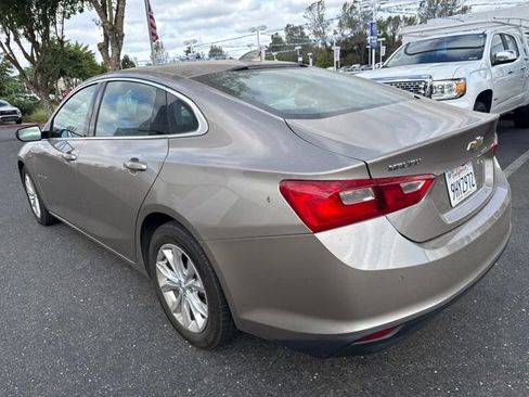 Used 2024 Chevrolet Malibu LT FWD image 2