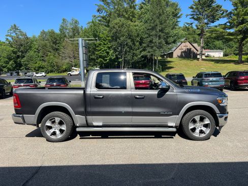 Used 2020 RAM 1500 Laramie AWD/4WD image 4