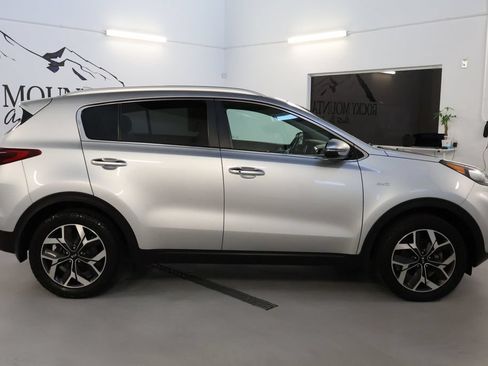 Used 2021 Kia Sportage EX AWD/4WD image 8