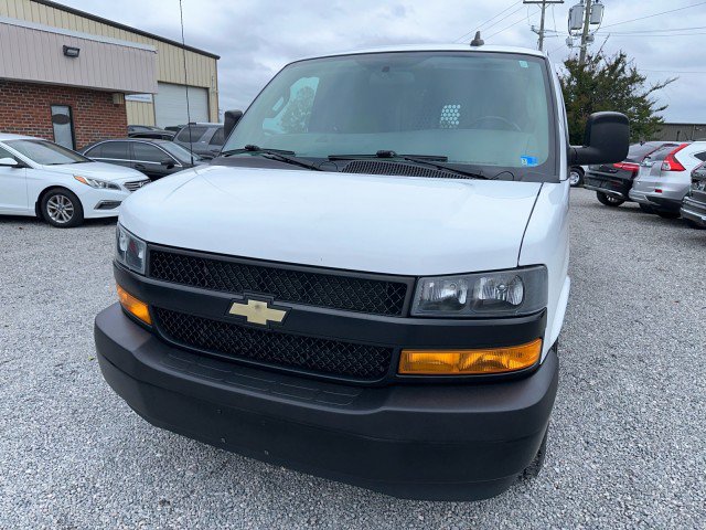 Used 2020 Chevrolet Express 2500 w/ Driver Convenience Package RWD image 3