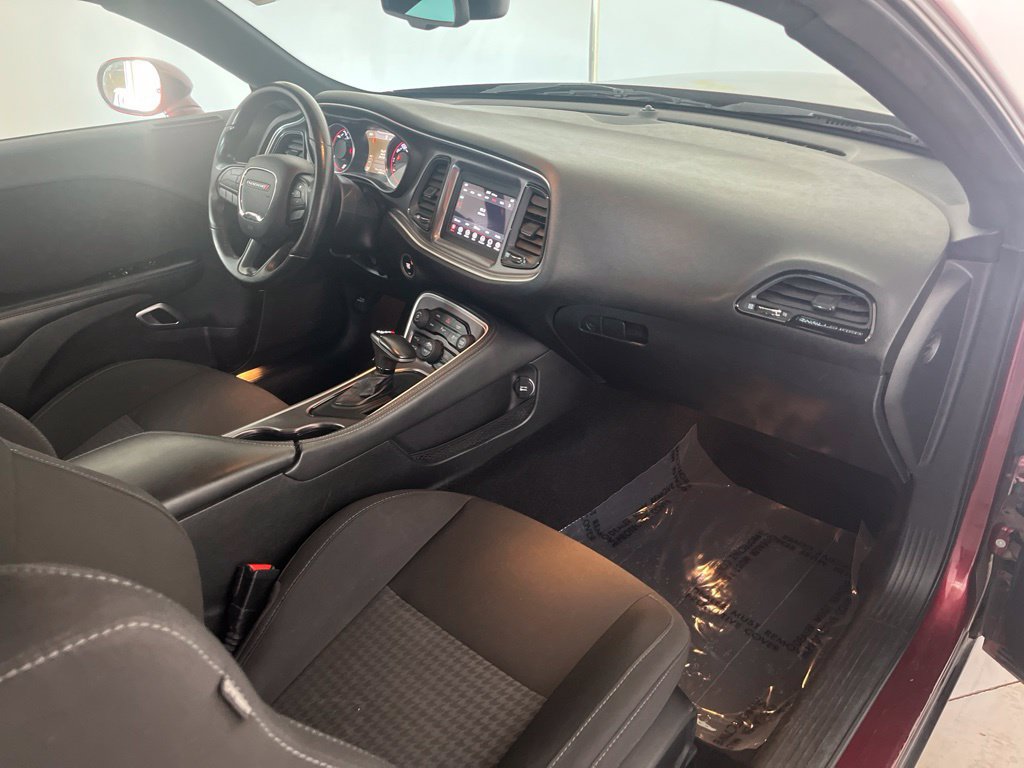 Used 2019 Dodge Challenger R/T RWD image 22