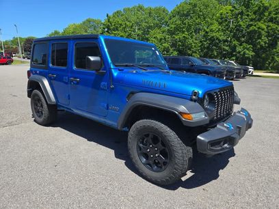 Used 2023 Jeep Wrangler Unlimited w/ Cold Weather Group