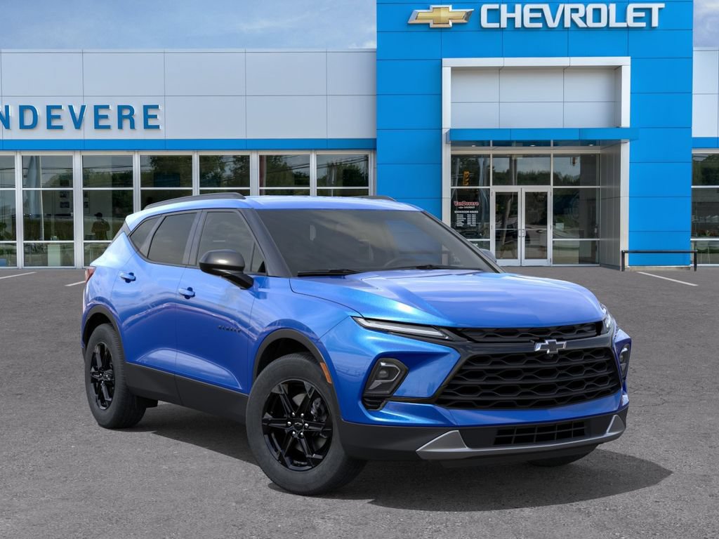New 2026 Chevrolet Blazer LT w/ Convenience Package AWD/4WD image 9