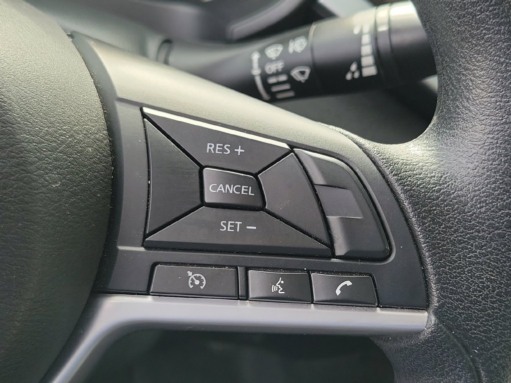 Used 2025 Nissan Altima 2.5 SV FWD image 26