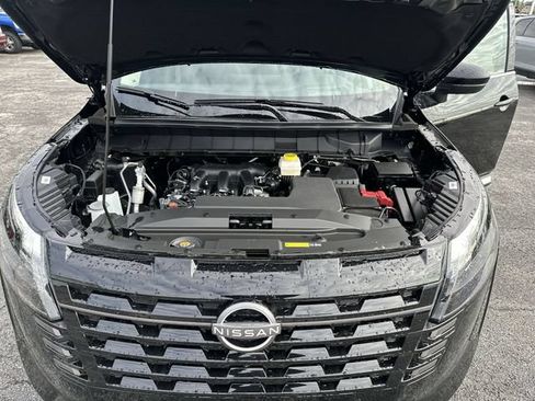 New 2026 Nissan Pathfinder Platinum w/ Cargo Package AWD/4WD image 20