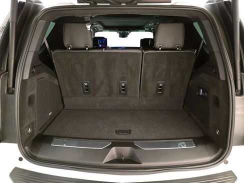 Used 2025 Cadillac Escalade V AWD/4WD image 24