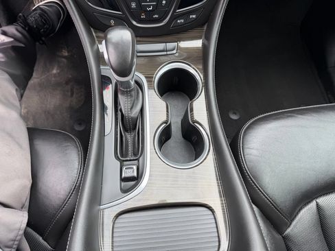 Used 2020 Buick Envision Essence FWD image 22