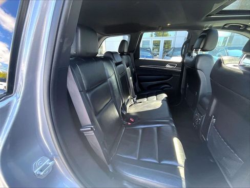 Used 2021 Jeep Grand Cherokee Limited AWD/4WD image 16