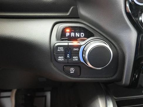 Used 2025 RAM 1500 Big Horn AWD/4WD image 43