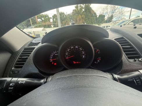 Used 2011 Kia Soul FWD image 16