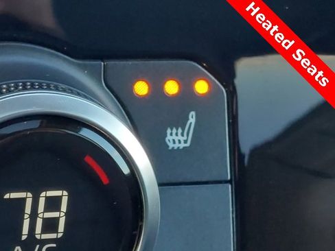 Used 2022 Toyota Highlander XLE image 17