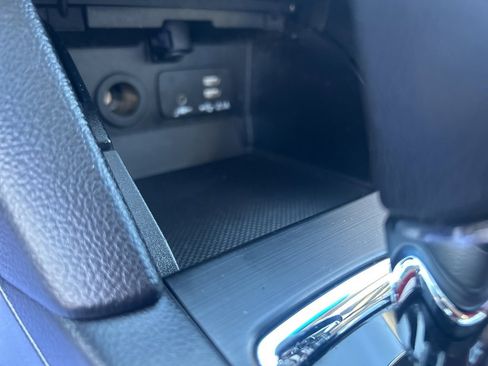 Used 2019 Subaru Outback 2.5i Limited image 19