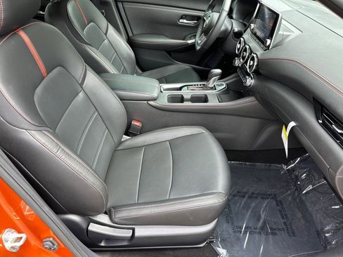 Certified 2025 Nissan Sentra SR w/ SR Premium Package FWD image 11