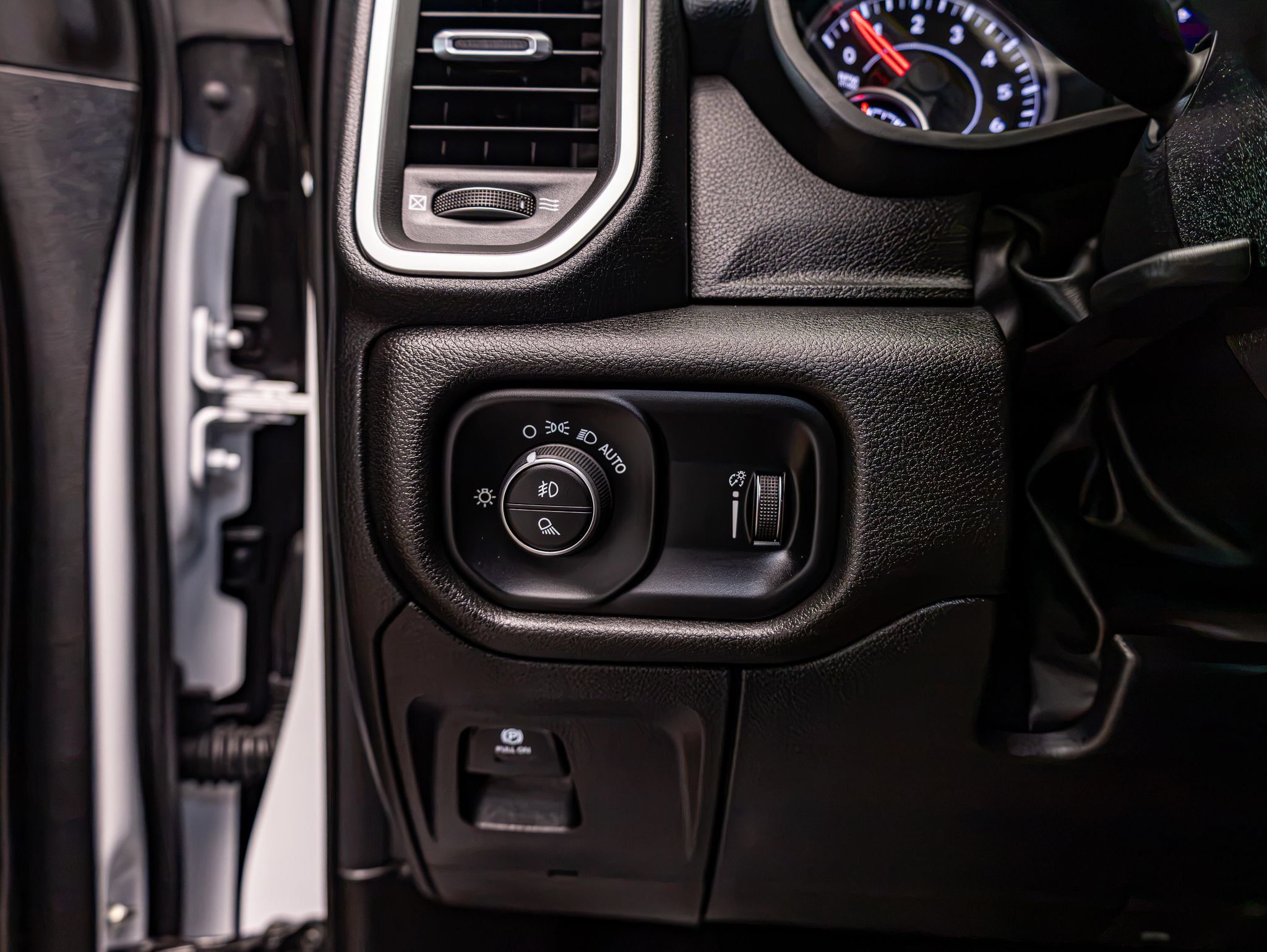 Used 2026 RAM 1500 Lone Star w/ Night Edition AWD/4WD image 17