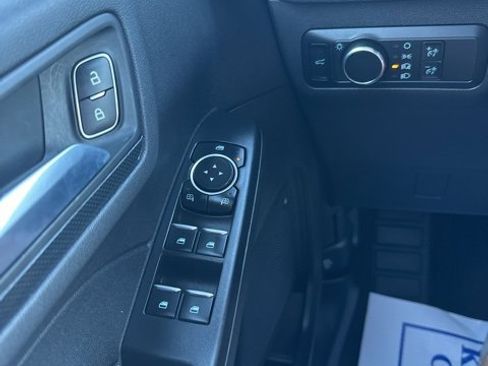 Used 2023 Ford Escape ST-Line image 18