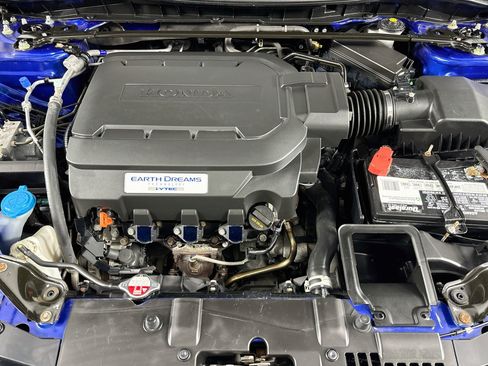 Used 2017 Honda Accord EX-L image 18