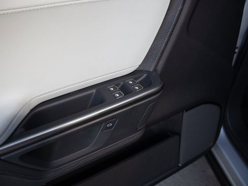 Used 2025 Rivian R1S Adventure image 11