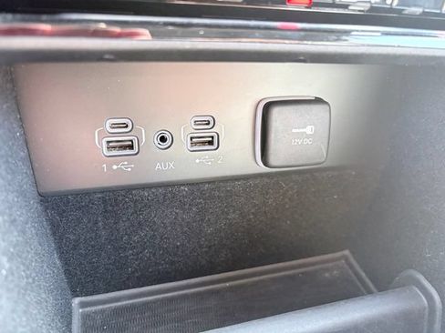 Used 2022 Jeep Grand Cherokee Limited AWD/4WD image 21