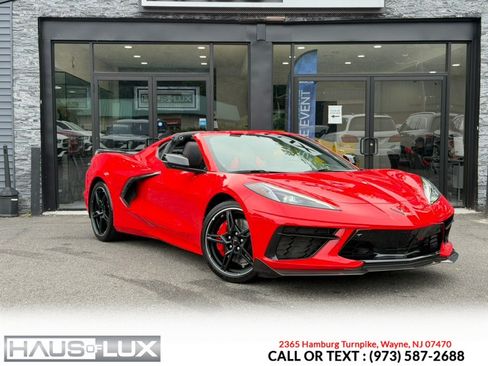 Used 2020 Chevrolet Corvette Stingray Premium Cpe w/ 3LT Preferred Equipment Group RWD image 6