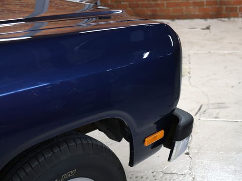 Used 1992 Dodge D/W Truck 150 image 16