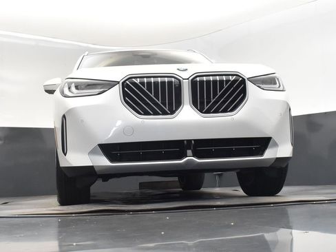 Certified 2025 BMW X3 xDrive30 w/ Premium Package AWD/4WD image 45