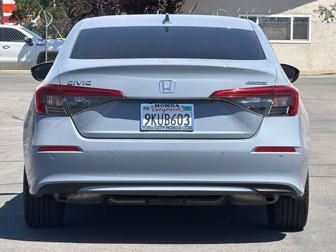 Used 2024 Honda Civic Touring image 5