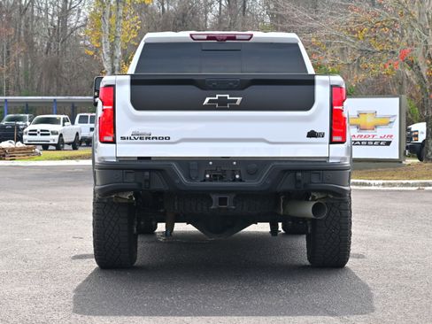 Used 2024 Chevrolet Silverado 2500 ZR2 w/ ZR2 Bison Edition image 33