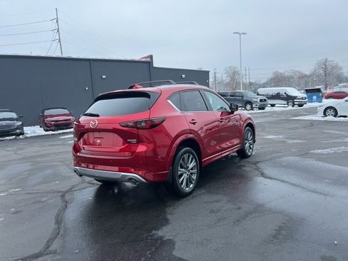 New 2025 MAZDA CX-5 Signature image 8
