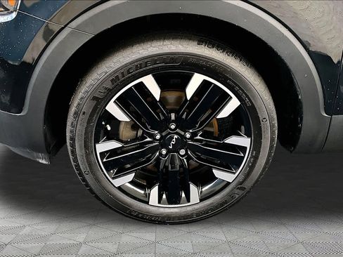 Used 2024 Kia Telluride SX Prestige AWD/4WD image 11