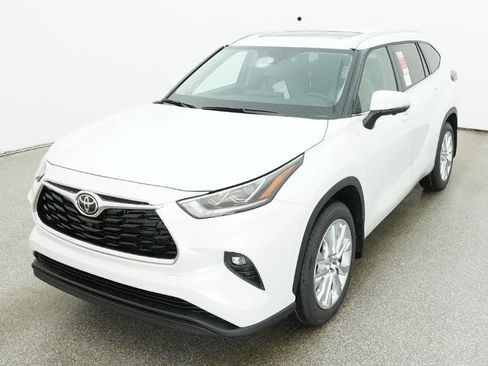 New 2026 Toyota Highlander Limited AWD/4WD image 14