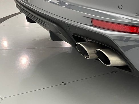 Used 2025 Porsche Panamera 4 image 41