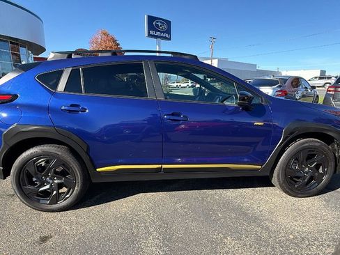 Used 2024 Subaru Crosstrek 2.5i Sport image 3