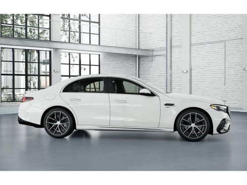 New 2026 Mercedes-Benz E 53 AMG e 4MATIC Sedan image 15