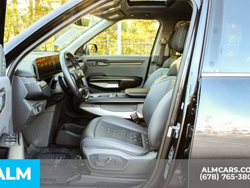 Used 2024 Kia EV9 Wind image 17