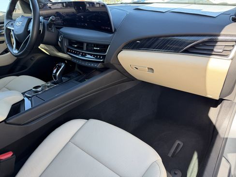 Certified 2025 Cadillac CT5 Premium Luxury image 11