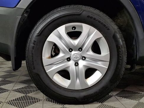 Used 2015 Toyota RAV4 LE image 11