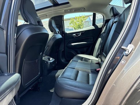 Used 2024 Volvo S60 B5 Plus w/ Climate Package AWD/4WD image 20