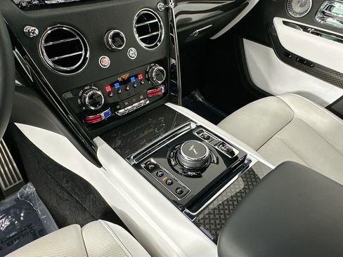 Certified 2023 Rolls-Royce Cullinan Black Badge image 15