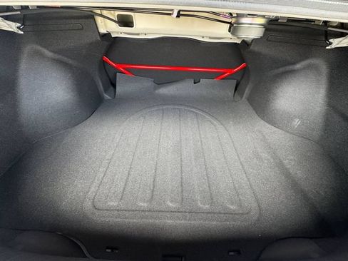 Used 2025 Hyundai Elantra N FWD image 32