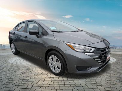 New 2025 Nissan Versa S w/ Trunk Package