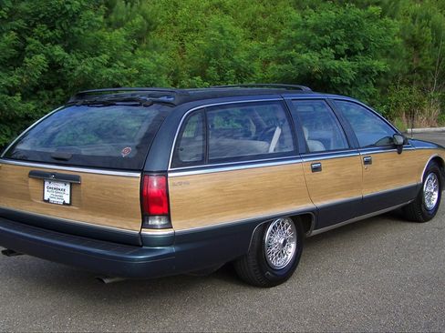 Used 1994 Chevrolet Caprice Classic RWD image 4